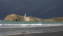 Load image into Gallery viewer, CASTLEPOINT DARK SKY