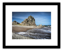 Load image into Gallery viewer, HONEYCOMB ROCK