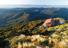 Load image into Gallery viewer, POWELL HUT