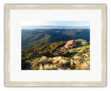 Load image into Gallery viewer, POWELL HUT